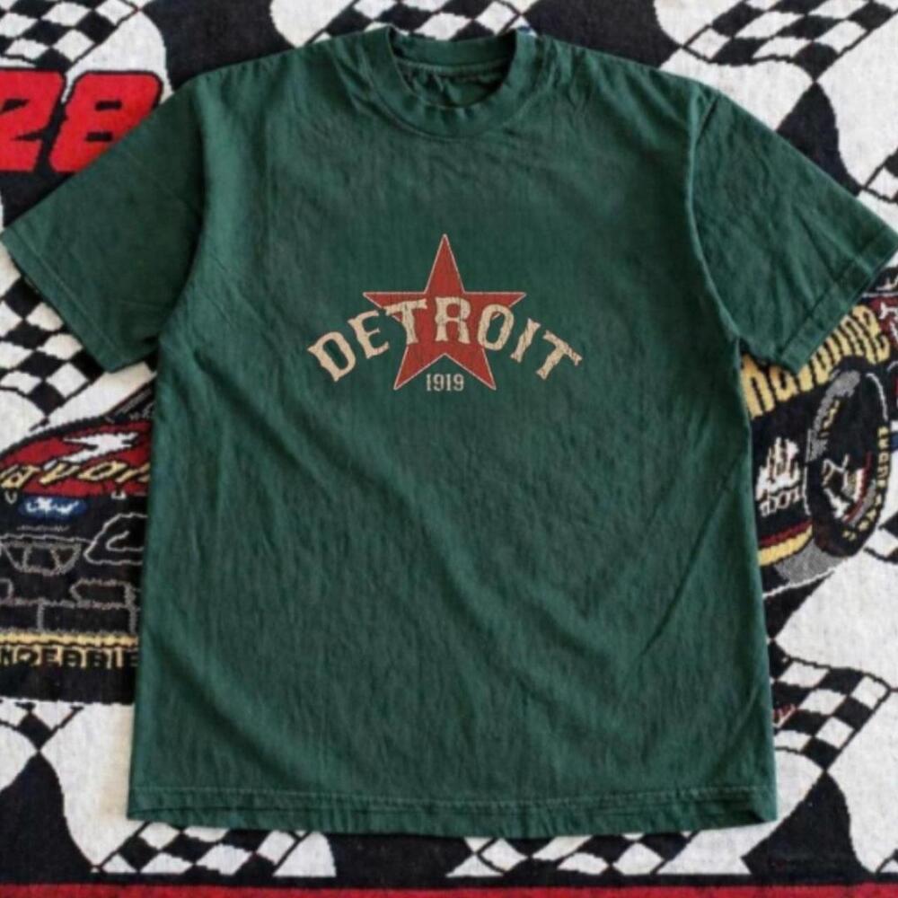 Gildan Men Black T-Shirt, Detroit Green T-Shirt